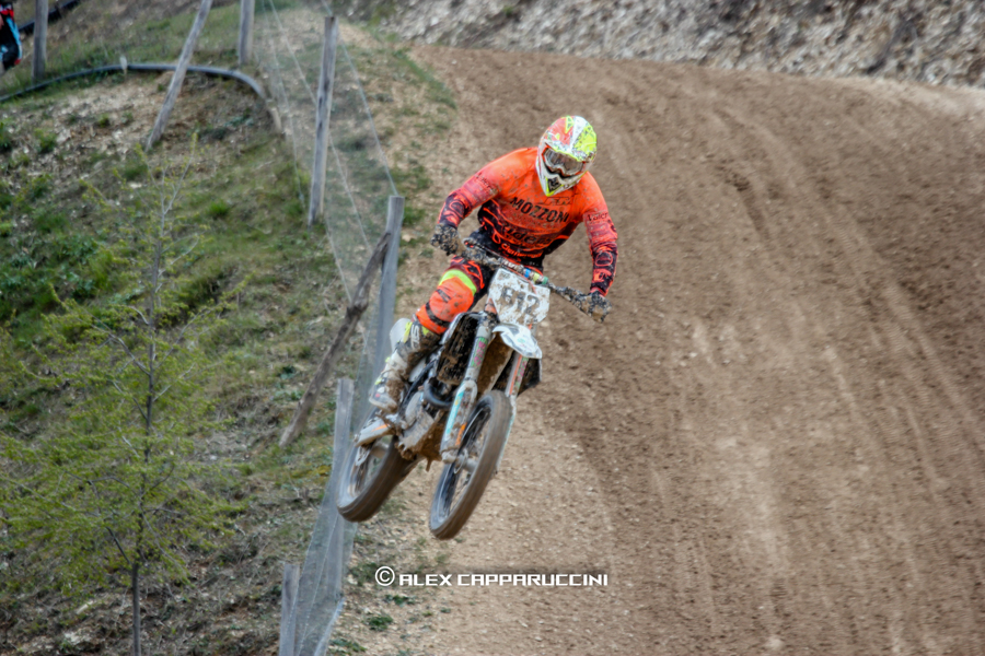 GATTI MATTEO PRIMO CLASSIFICATO CATEGORIA AMATORI MX2