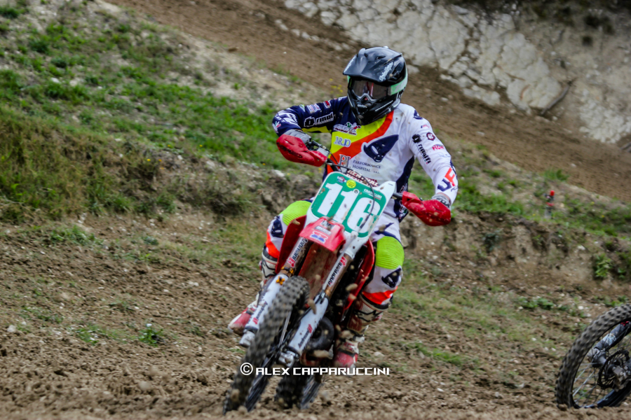 PRIMO CLASSIFICATO CARDELLINI STEFANO CATEGORIA AMATORI OVER 40-50
