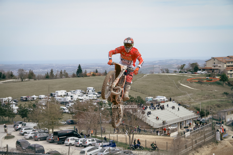 PRIMO CLASSIFICATO GABBANELLI FRANCESCO CAT.AMATORI MX1