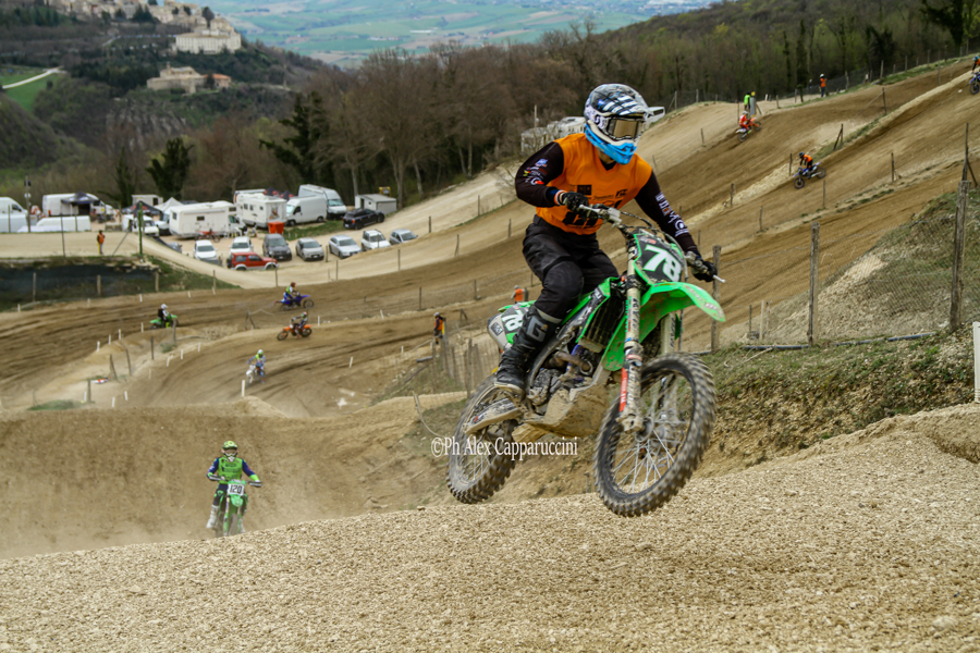 PRIMO CLASSIFICATO ZOFFOLI SIMONE CAT. ESPERTI MX2