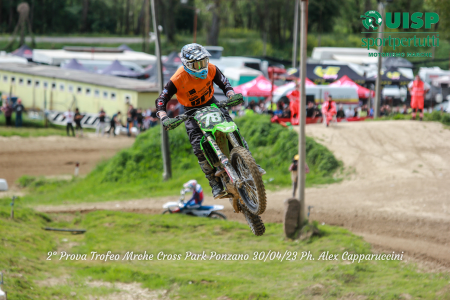 PRIMO CLASSIFICATO ZOFFOLI SIMONE CAT ESPERTI MX2